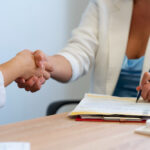 O presente de Natal perfeito para as empresas? Finalizar as novas contratações ainda este ano