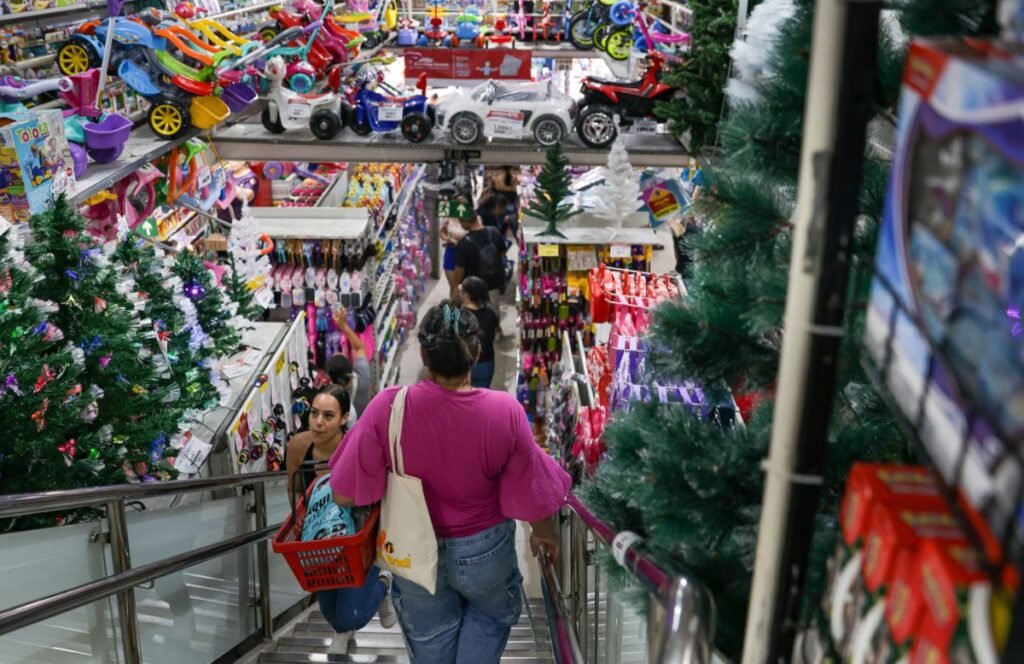 Nova jornada de trabalho entra em vigor no dia 16 de dezembro